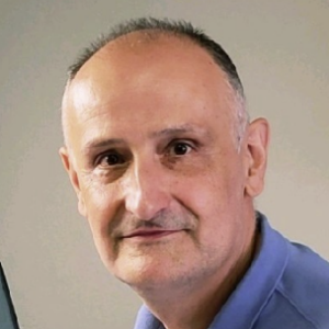 A head shot of Boris Sasic.